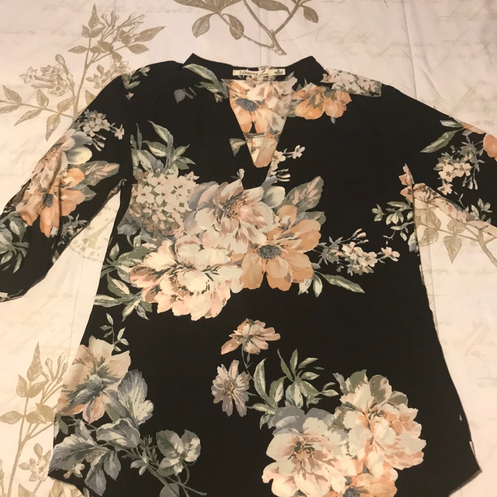 Liberty Love size medium floral tunic!